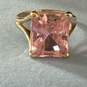 Elegant Pink Gemstone Ring